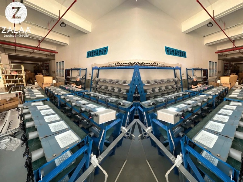 Bộ Đèn Năng Lượng Mặt Trời ZSL-P80-80AH-80W SMD 3030 Philips Mono Lithium