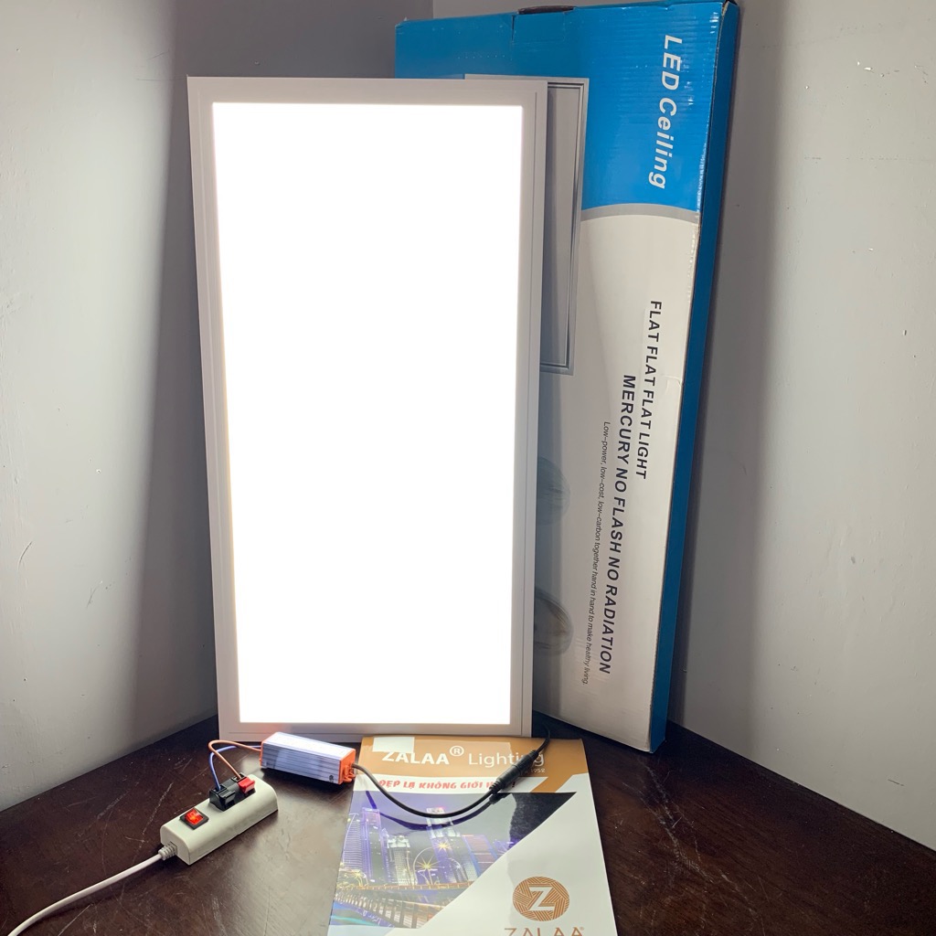 Đèn led panel âm trần kích thước 300x600mm bảo hành 2 năm