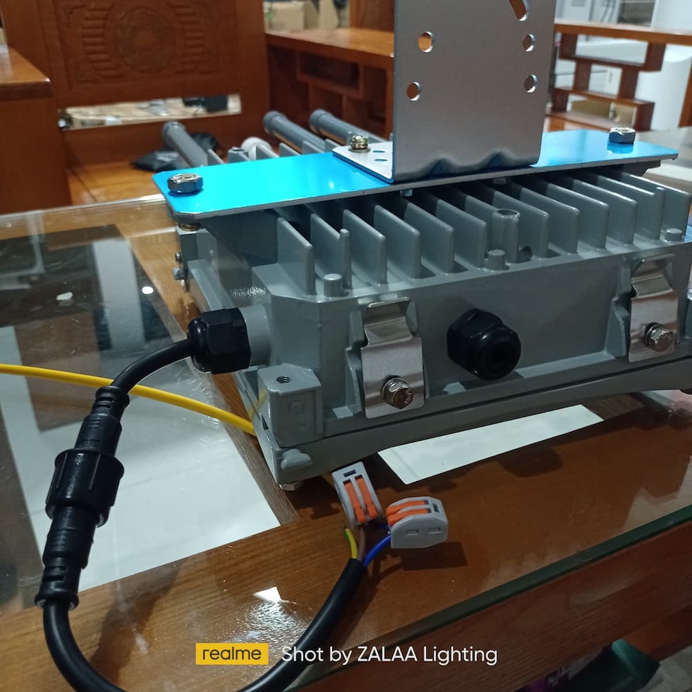 Cổng điều khiển IoT cho hệ thống chiếu sáng thông minh Zalaa Zlk SZ11LR-GW-2 Lorawan gateway