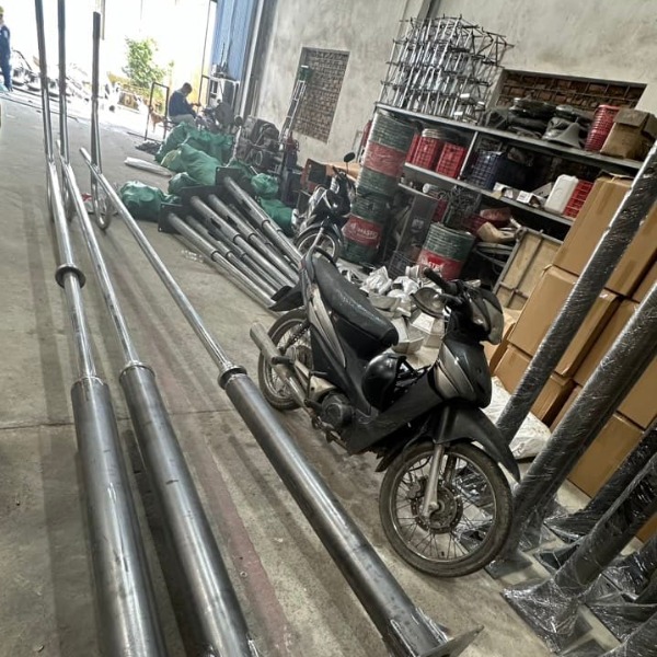 Cột Đèn Giật Cấp D127/76 cao 3,5m - Mạ kẽm nhúng nóng, Sơn tĩnh điện | Mã sp ZCD-GC H3.5 D127/76 ZALAA