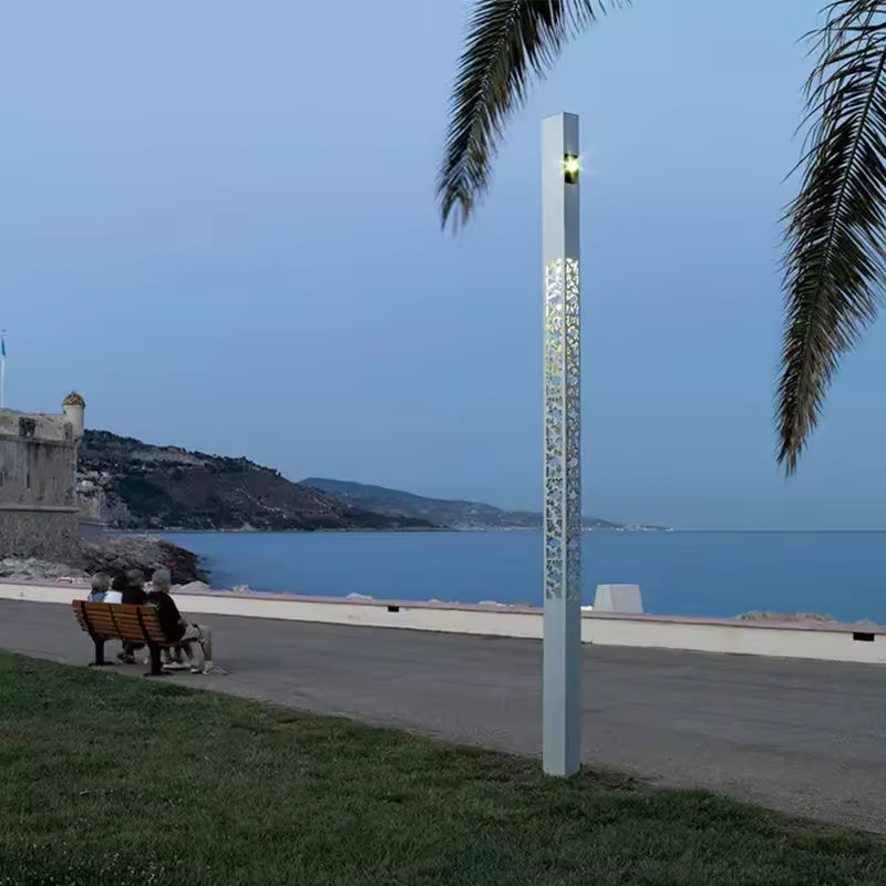 Cột Đèn LED Cao 2m-4m thân cột có hoa văn cắt CNC theo yêu cầu