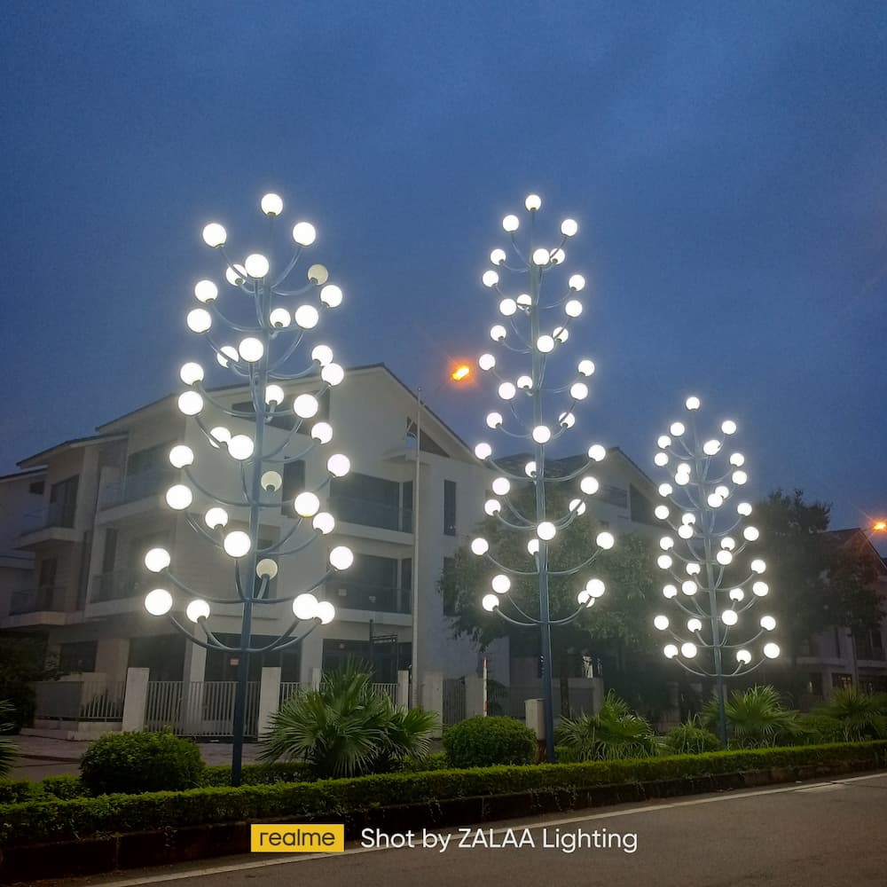 Trụ Đèn LED Kiểu Cây Xanh Quả Cầu Trắng Trang Trí Cảnh Quan Sân Vườn Công Viên Thiên Văn Học