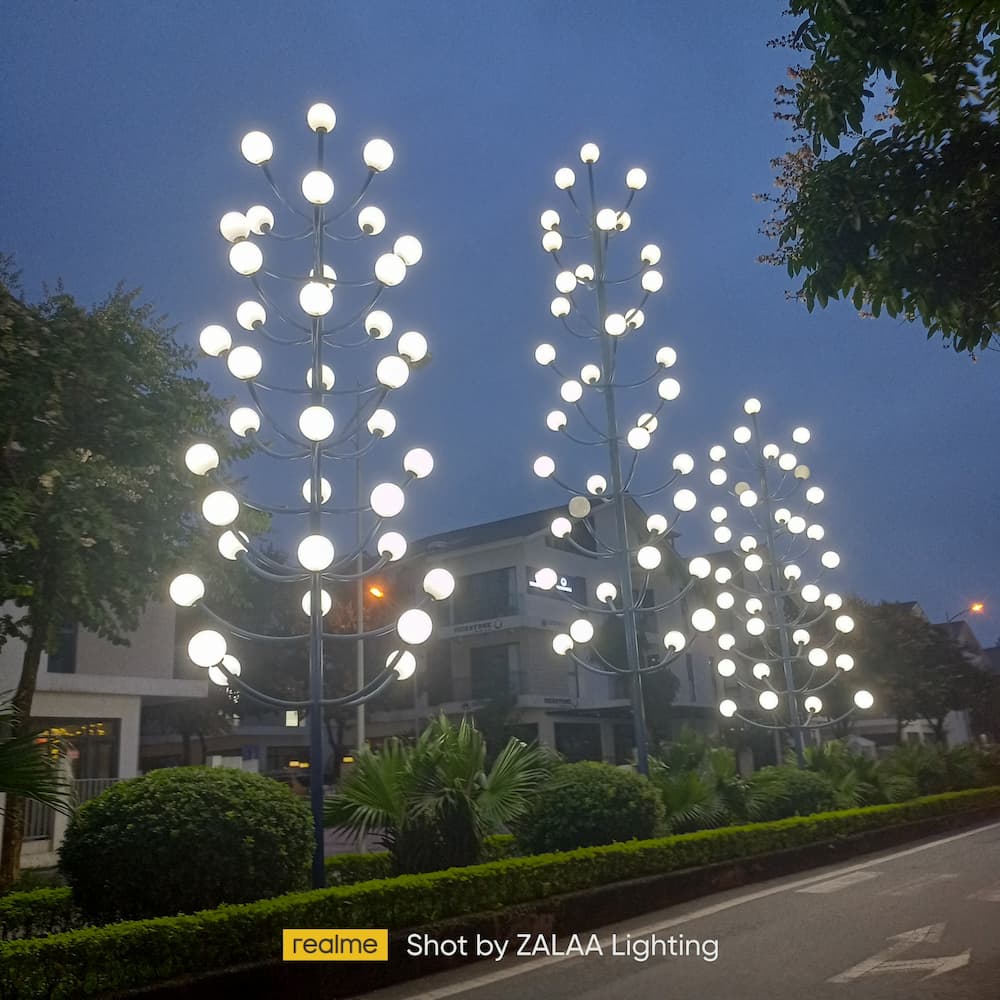 Trụ Đèn LED Kiểu Cây Xanh Quả Cầu Trắng Trang Trí Cảnh Quan Sân Vườn Công Viên Thiên Văn Học