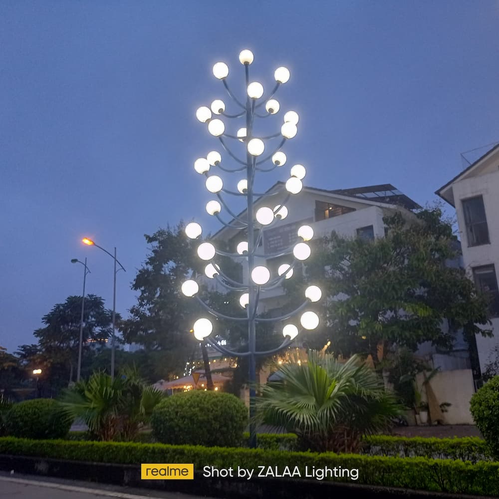 Trụ Đèn LED Kiểu Cây Xanh Quả Cầu Trắng Trang Trí Cảnh Quan Sân Vườn Công Viên Thiên Văn Học