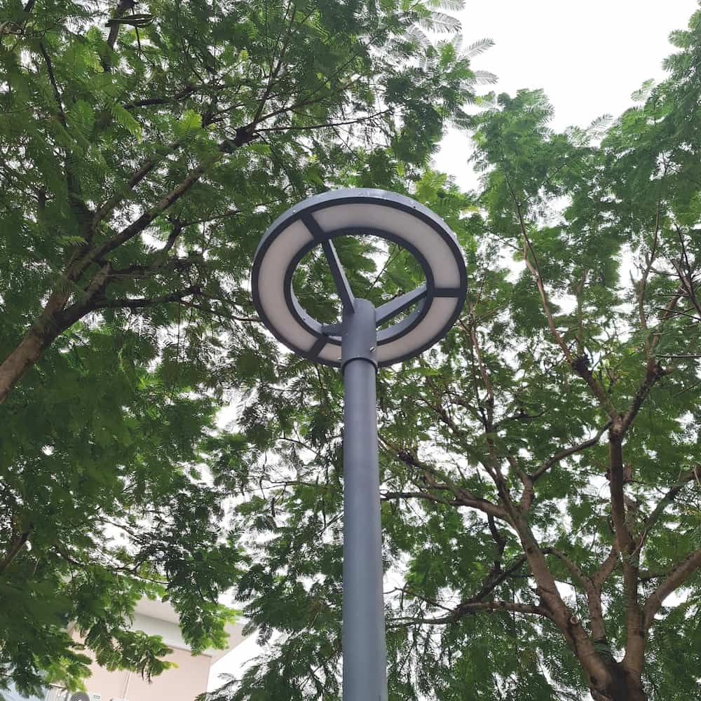 Cột Đèn LED Zalaa 30-50W H3,5-5m chiếu sáng khu tập luyện thể dục thể thao ngoài trời