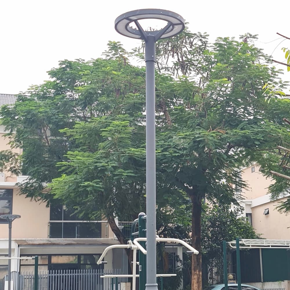 Cột Đèn LED Zalaa 30-50W H3,5-5m chiếu sáng khu tập luyện thể dục thể thao ngoài trời