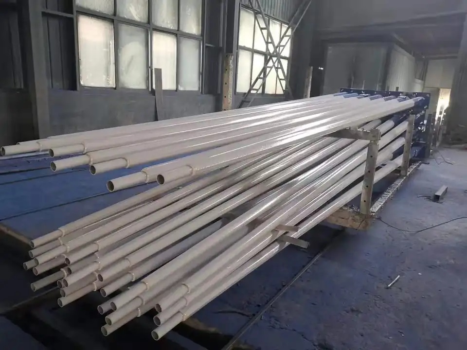 Cột Ống Thép / Trụ Sơn Tĩnh Điện cho Cột đèn từ 2m đến 6m