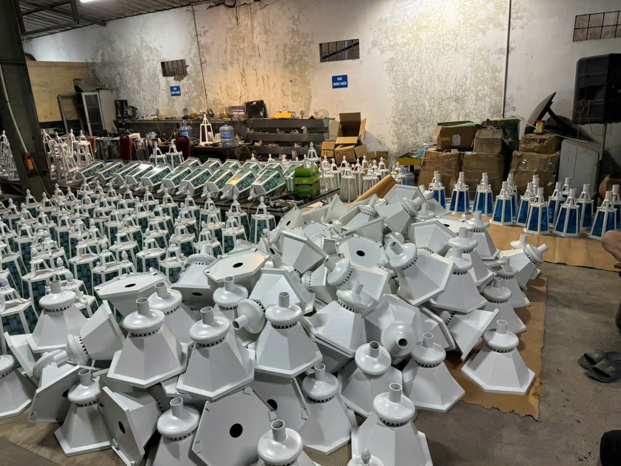 Đầu Đèn LED Cảnh Quan Kiểu Mới thay thế cho các dòng bóng halogen truyền thống