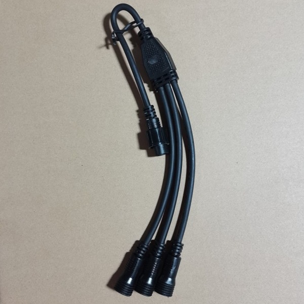 Dây Cáp Điện 1 Đầu Nối Chia 3 Dùng Nối Đèn LED Cho Vườn Ánh Sáng / Light Garden