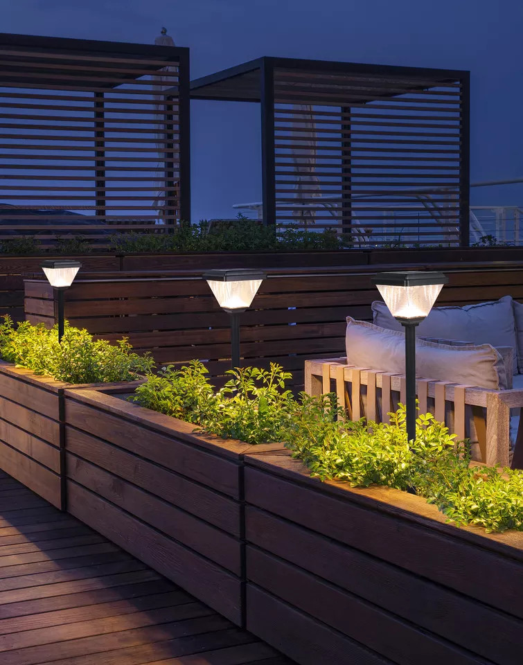 Đèn Cắm Cỏ Thông Minh Sử Dụng Năng Lượng Mặt Trời Chiếu Sáng ZALAA ZG-CPD0406