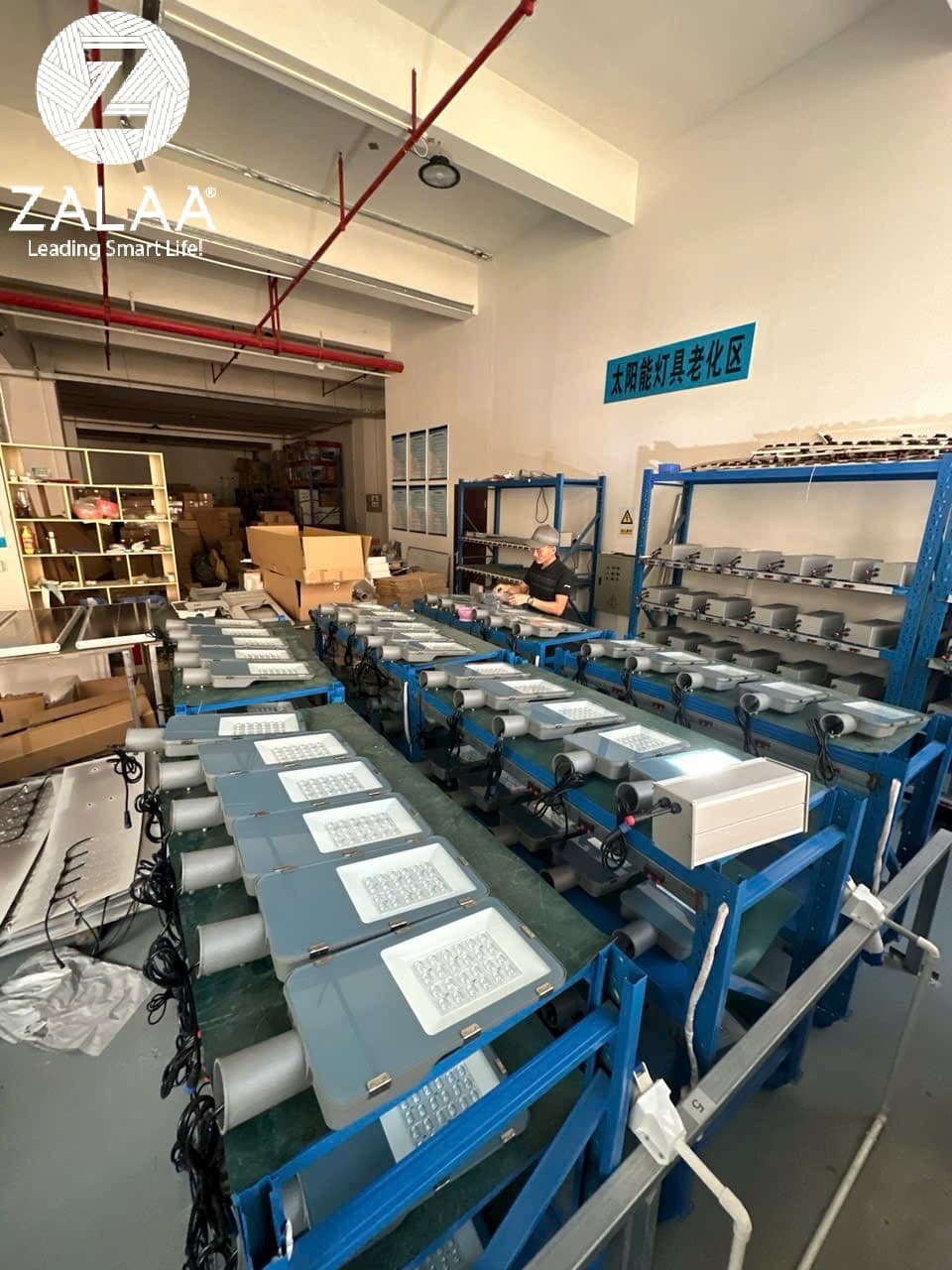 Đèn Đường Năng Lượng Mặt Trời 100W - Mã sản phẩm: ZPCS-100-CC ZALAA