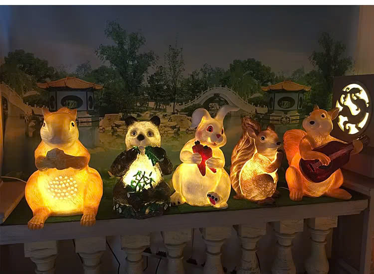 Đèn LED Fiberglass Sợi Thủy Tinh Nhựa tạo hình 3D Con Sóc Squirrel phát sáng Zalaa dành cho Dự án Vườn Ánh Sáng
