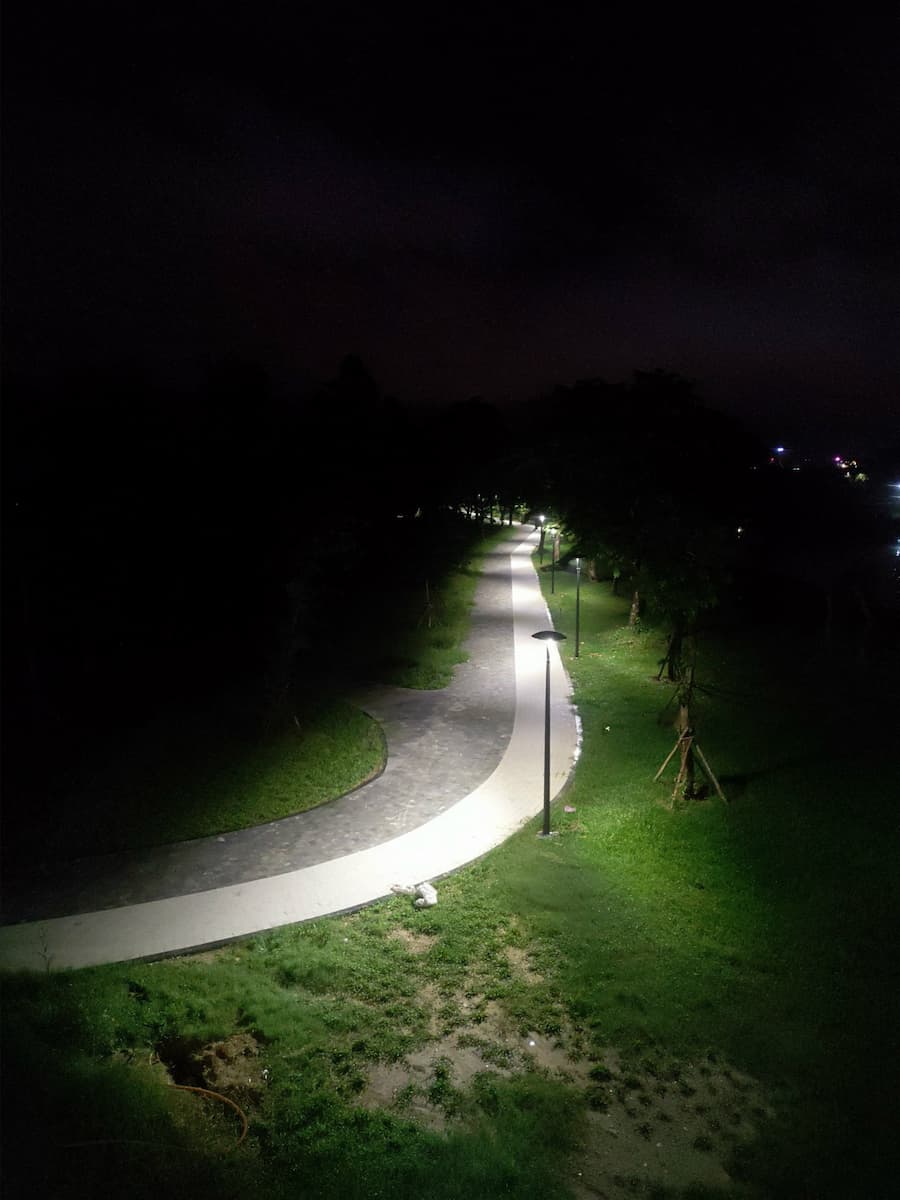 ĐÈN LED LUNA - Bóng cho cột đèn trang trí đường phố, đô thị, bãi đậu xe, công viên, cảnh quan sân vườn