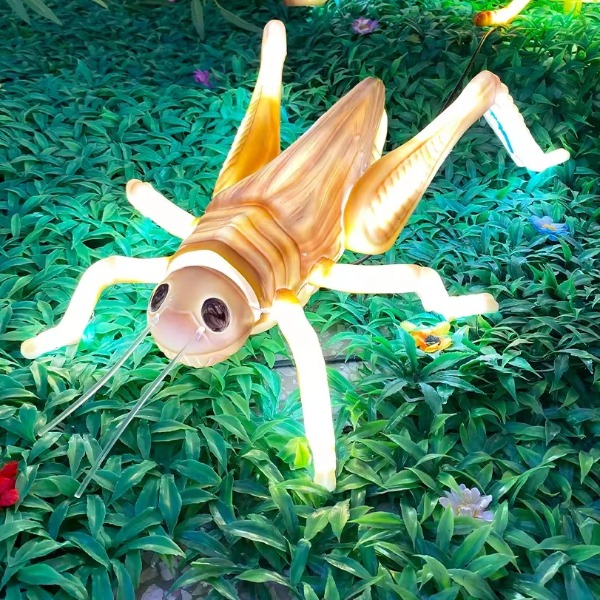 Đèn LED ZALAA Mô Phỏng Châu Chấu Năng Động Cho Vườn Ánh Sáng / Light Garden