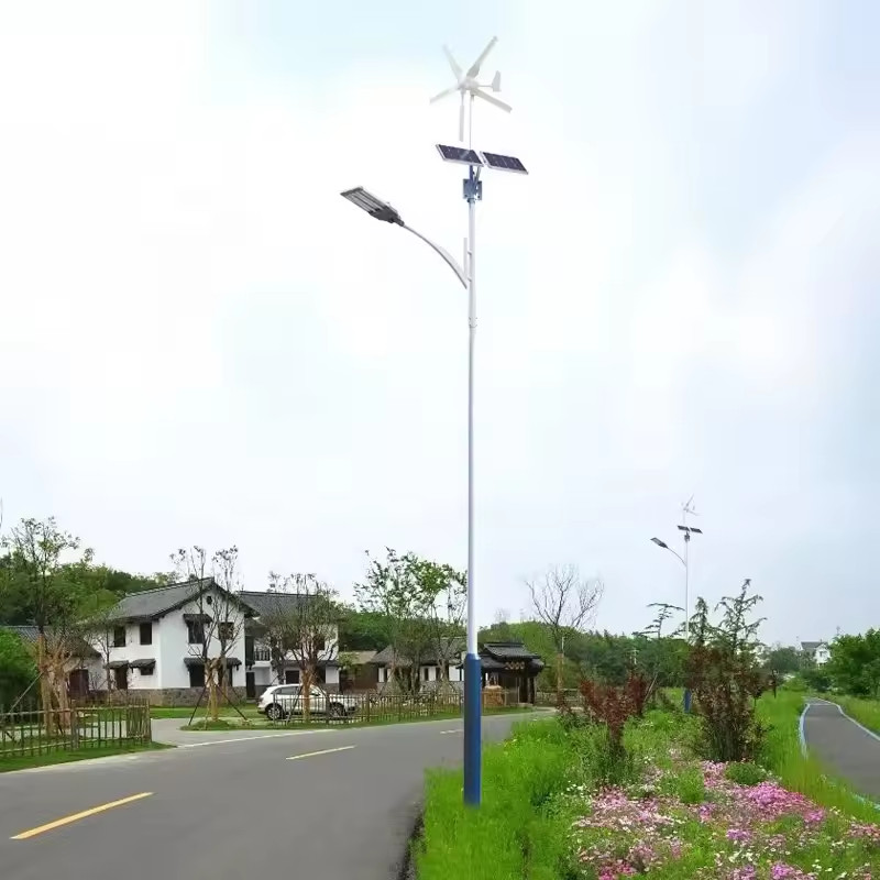 Đèn Năng Lượng Mặt Trời lai Tuabin Gió cho đồi núi, ven biển, nông thôn