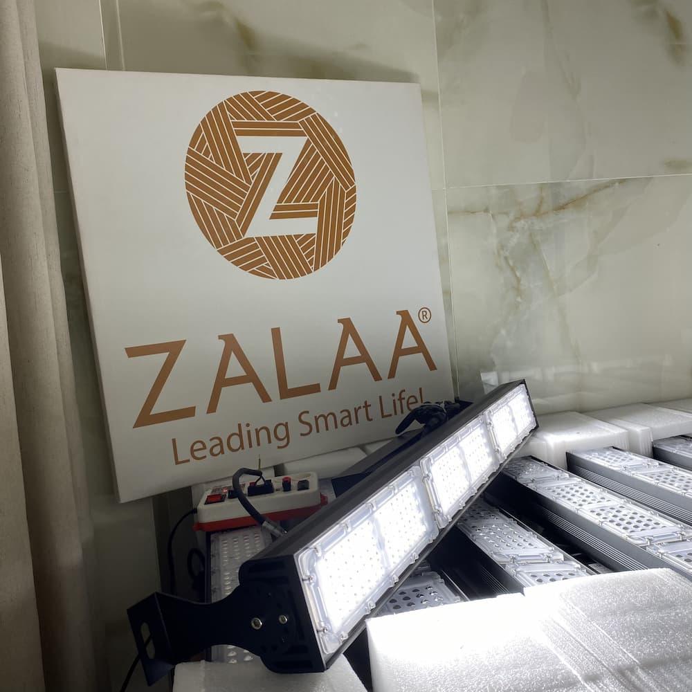 Đèn Pha LED Module 150W Philips Cao Cấp Mã SP ZFG-MOD-150PL ZALAA - Kiểu dáng thiết kế dạng thanh ngang sang trọng, Bảo hành 3 năm