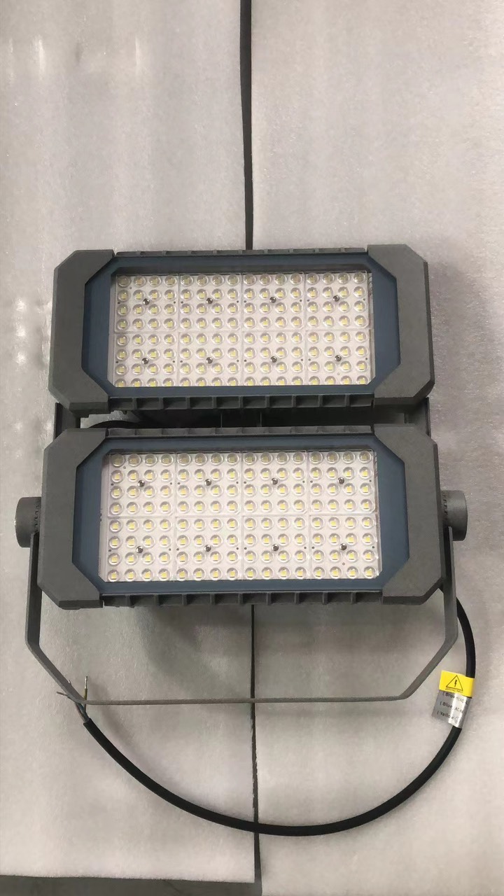 Đèn Pha LED ZGG-FDL005 ZALAA Chiếu Sáng Sân Pickleball, Tennis, Padel, Cầu Lông