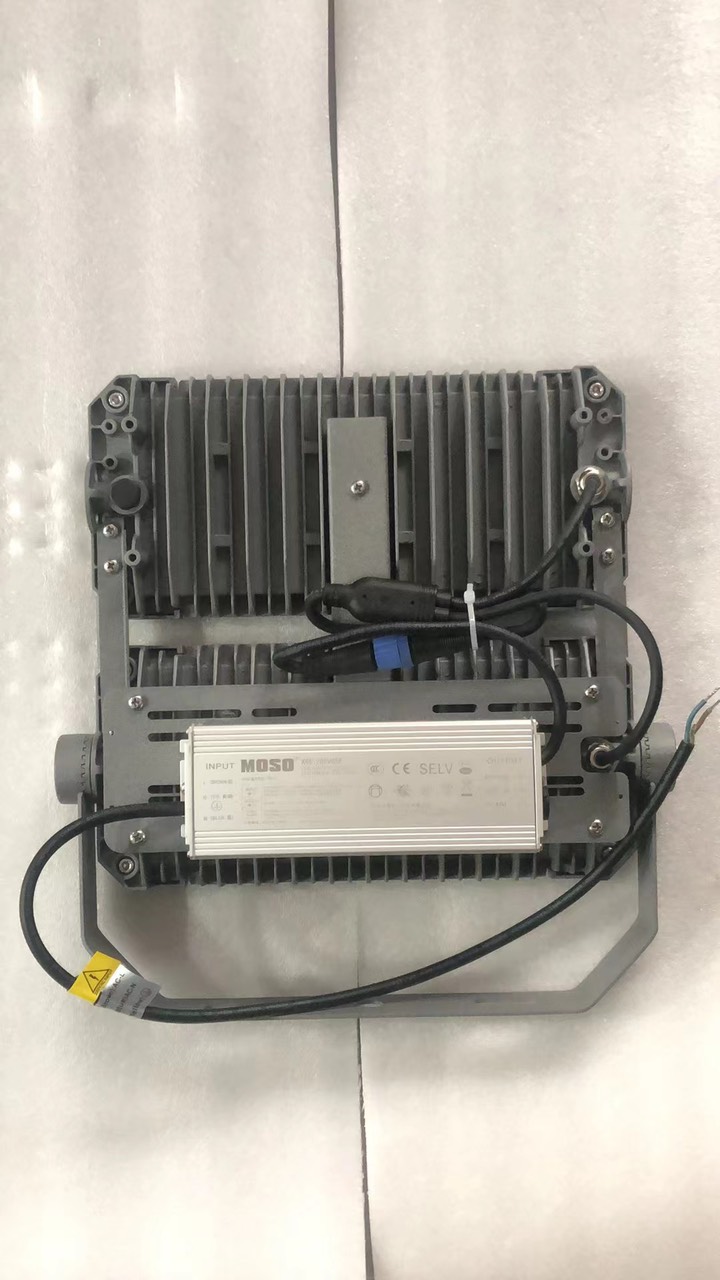 Đèn Pha LED ZGG-FDL005 ZALAA Chiếu Sáng Sân Pickleball, Tennis, Padel, Cầu Lông