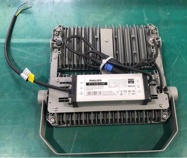 Đèn Pha LED ZGG-FDL005 ZALAA Chiếu Sáng Sân Pickleball, Tennis, Padel, Cầu Lông