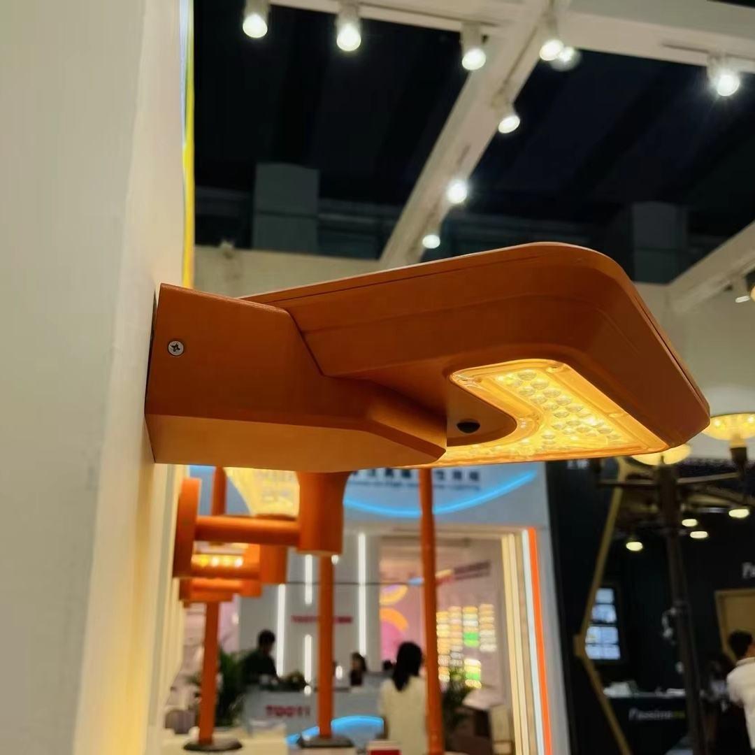 Đèn Solar Gắn Tường Ngoài Trời IP65 Thiết Kế Tối Giản – Giải Pháp Chiếu Sáng Bền Bỉ, Thẩm Mỹ Cho Dự Án