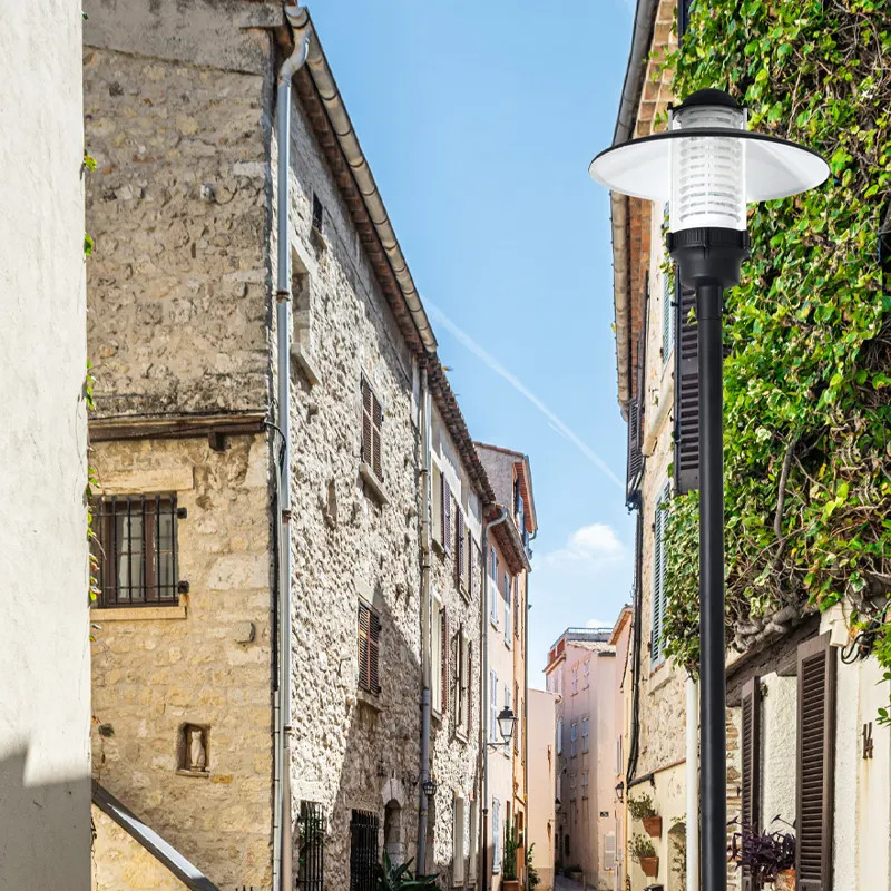 Đèn Trang Trí Công Viên sử dụng bóng LED E27 Bulb LED 20-40W