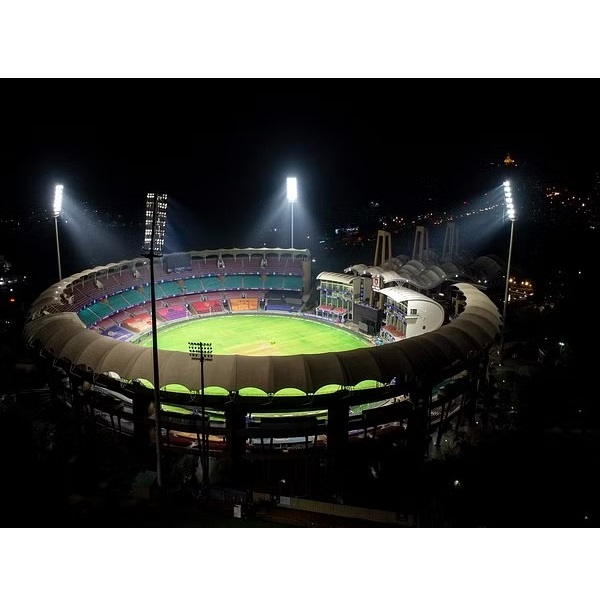 Đèn LED Sân Bóng Đá Cỏ Tự Nhiên 11 Người, Sân Vận Động Quốc Gia ngoài trời