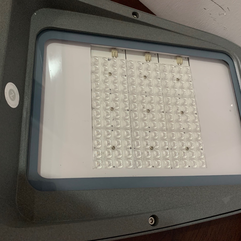 ĐÈN LED-TITAN MIDI 120W - Sản xuất theo đơn đặt hàng