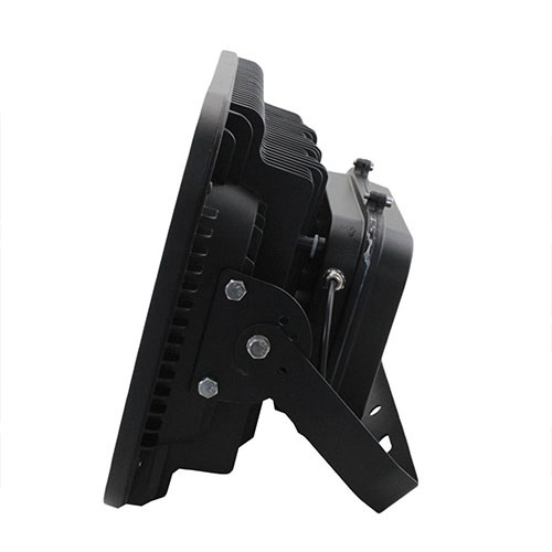 Đèn Pha LED chiếu sân bóng dạng cầu ZFL-200SB ZALAA