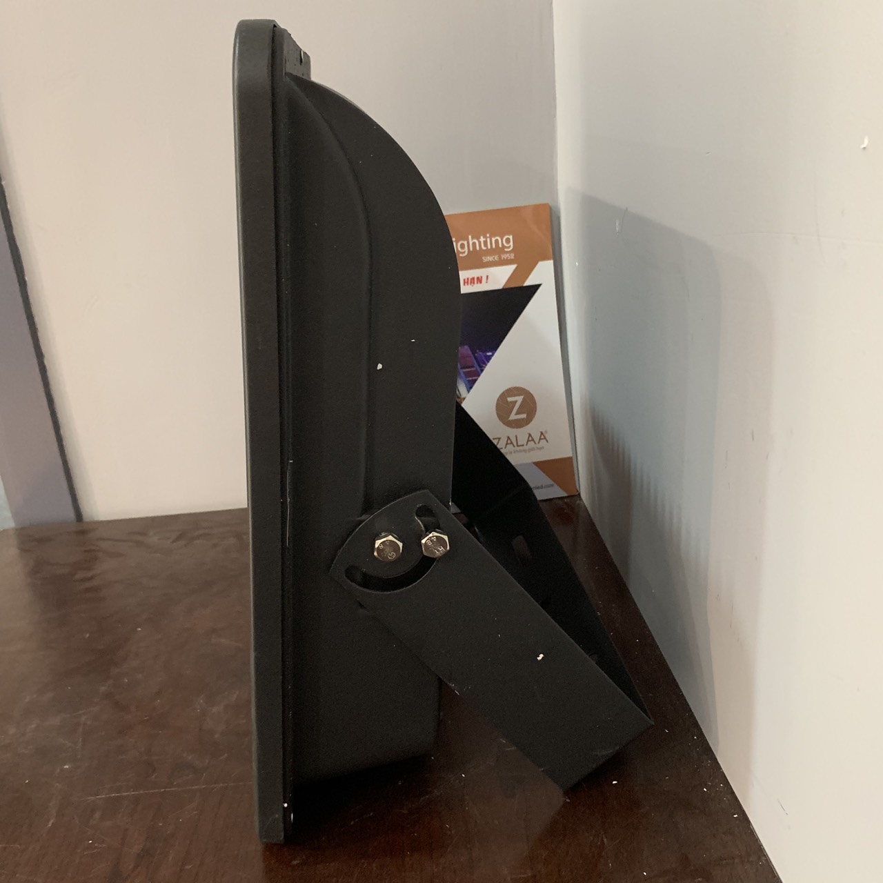 Đèn pha led chiếu sâu COB 150W mã ZFS150 ZALAA