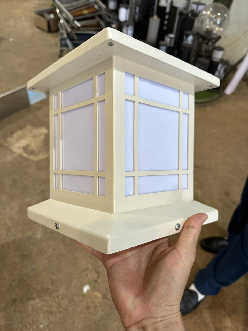 Đèn Trụ Cổng Vuông D250mm LED-E27 Chất liệu Inox Sơn theo yêu cầu