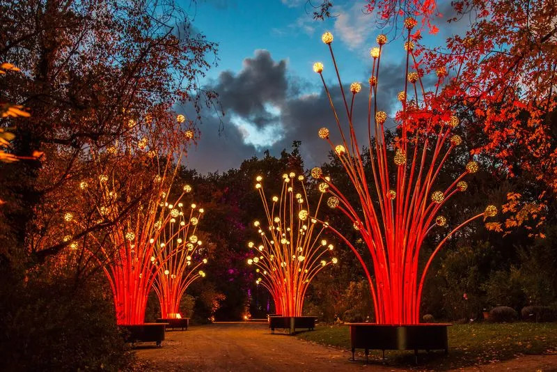 Trùm Cột Đèn Trang Trí Kiểu Khóm Cây Đầu Bóng Quả Cầu Tròn Chiếu sáng Sân vườn, Khu đô thị mới