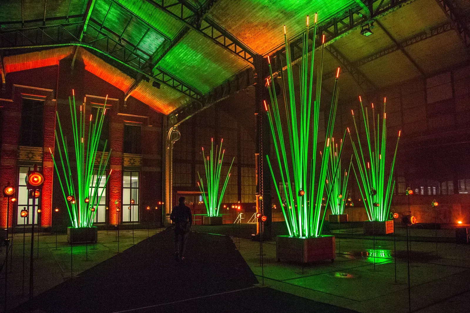 Trùm Cột Đèn Trang Trí Kiểu Khóm Tre Nhiều Màu Chiếu sáng Sân vườn, Khu đô thị mới