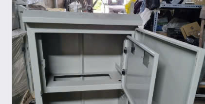 Tủ Điện Điều Khiển Chiếu Sáng 100A ZALAA, Kích thước 1200x600x350x1,2mm và Giá đỡ