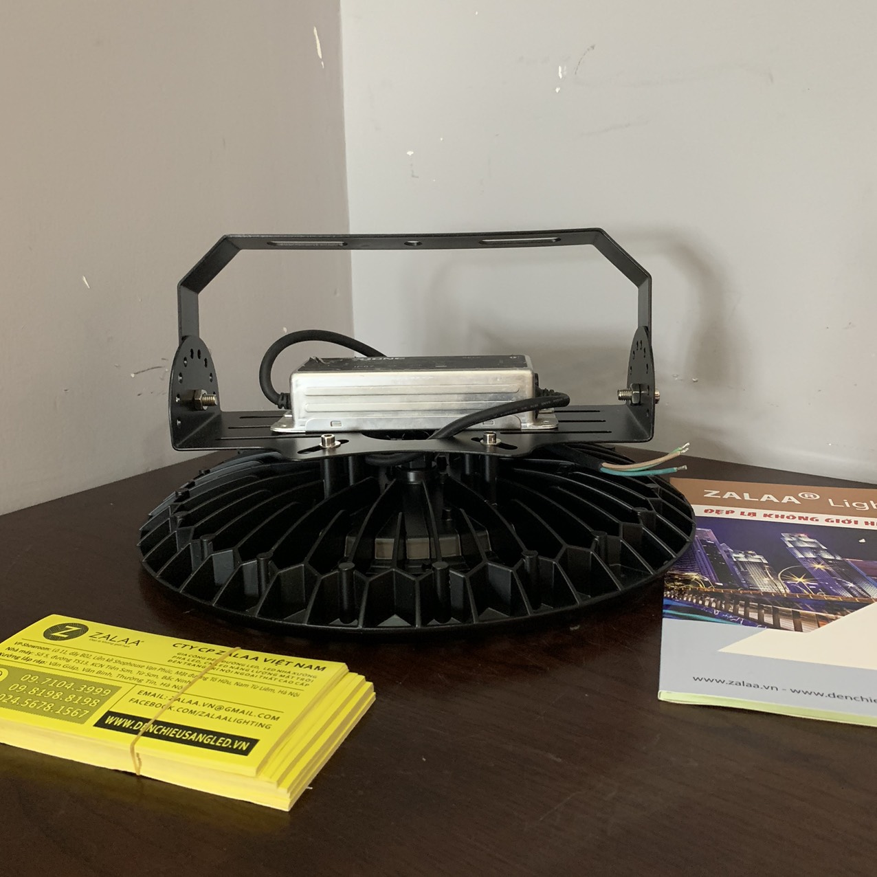 Đèn LED Nhà Xưởng Highbay UFO 100W Done Philips ZHB-UFO-100