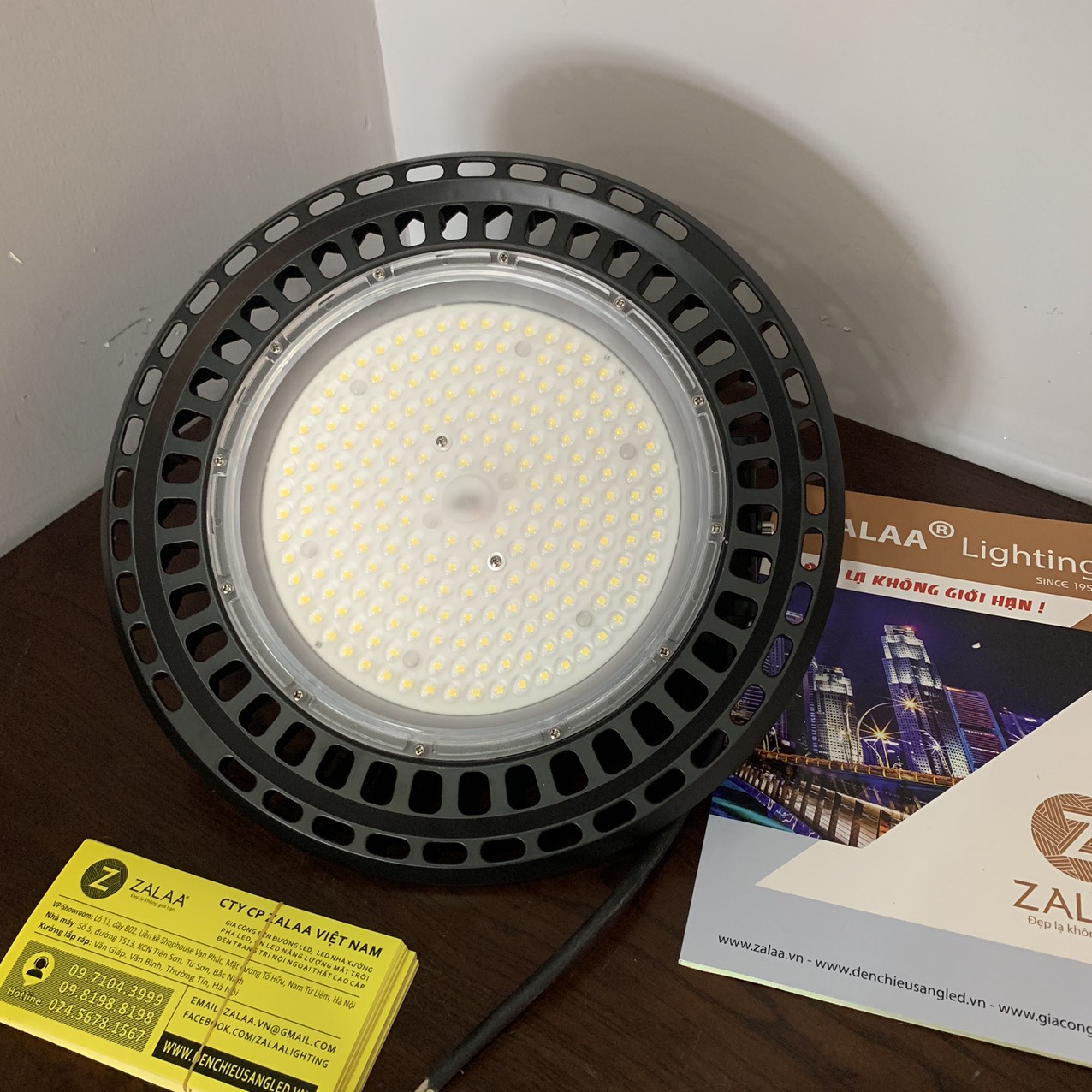 Đèn LED Nhà Xưởng Highbay UFO 100W Done Philips ZHB-UFO-100