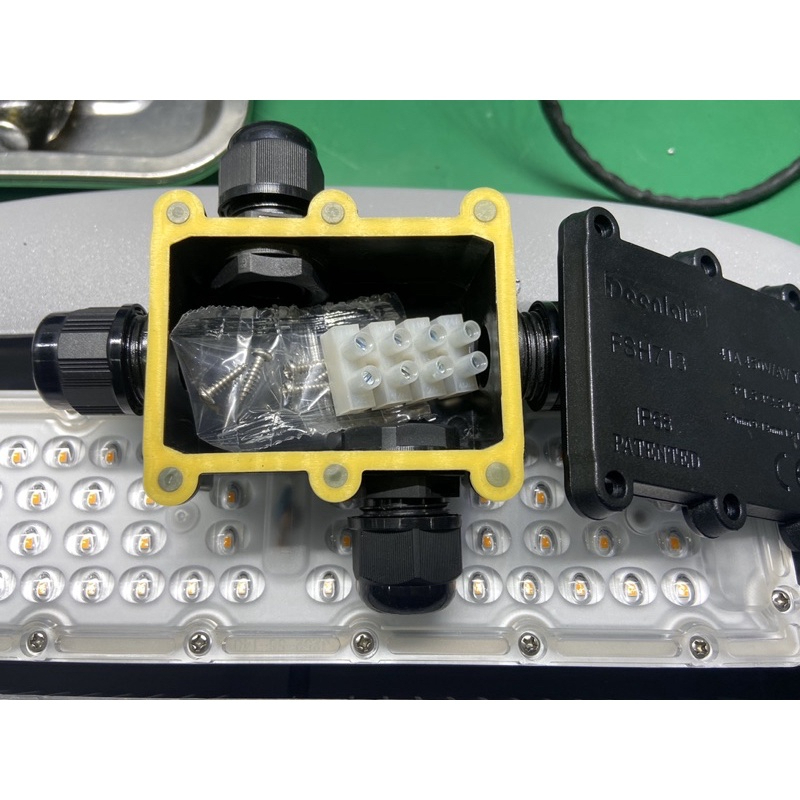 Hộp Nối Dây Điện 4 Chiều 2-2 Deenlai FSH713-4 Ngoài Trời Chống Nước IP68 Bằng Nhựa - Linh kiện đèn led Zalaa