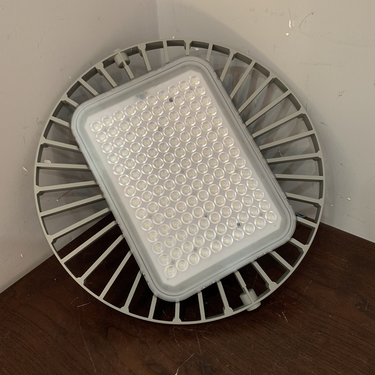 Đèn highbay led OEM Philips 200w mã số ZUFO-200PL ZALAA bảo hành 5 năm