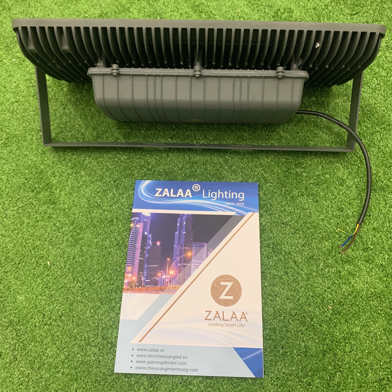 ĐÈN LED CHỐNG CHÁY NỔ 100W ZALAA