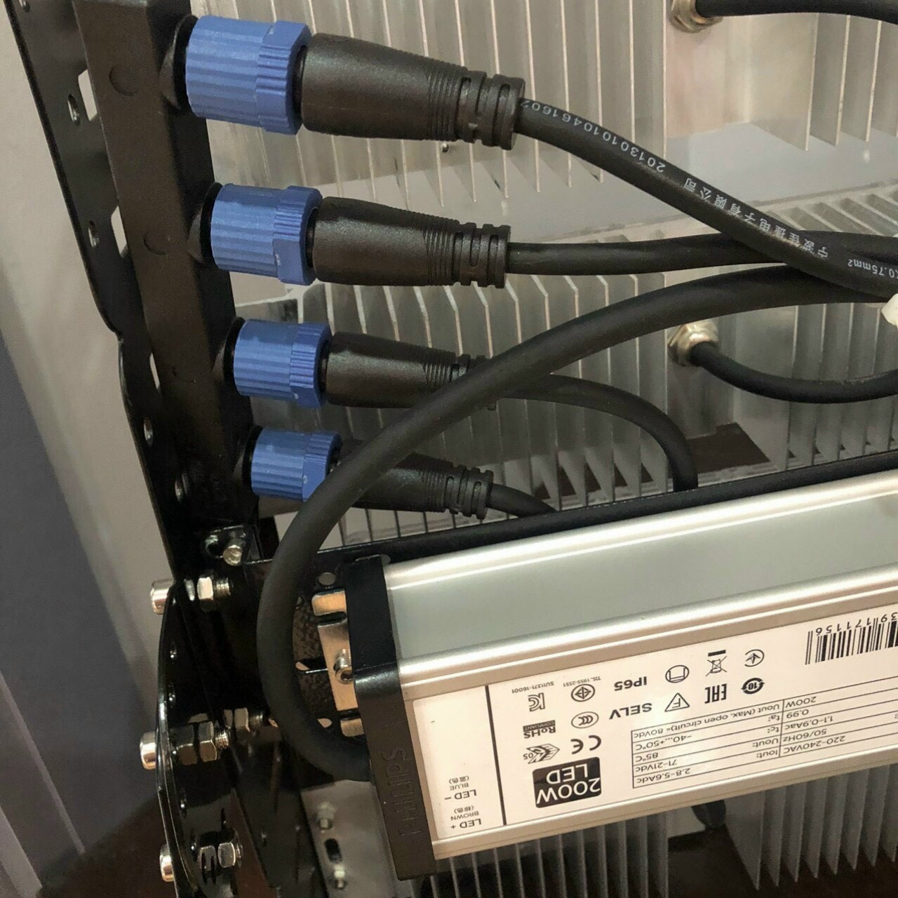 Đèn pha led Philips ghép Module công suất 400w mã số ZFG-PL400