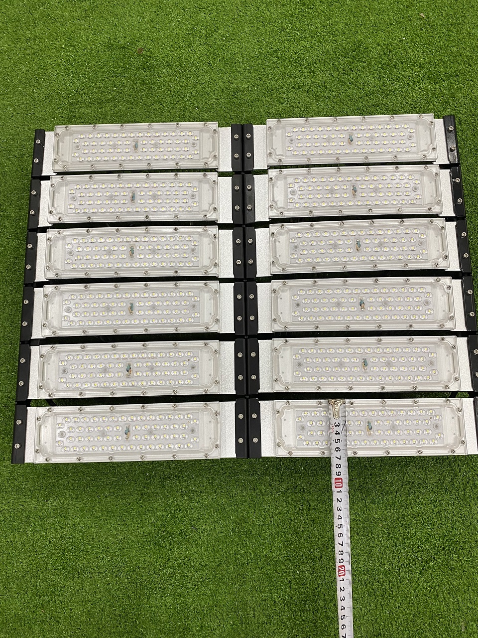 Đèn pha LED Philips chiếu sáng ngoài trời công suất 600W