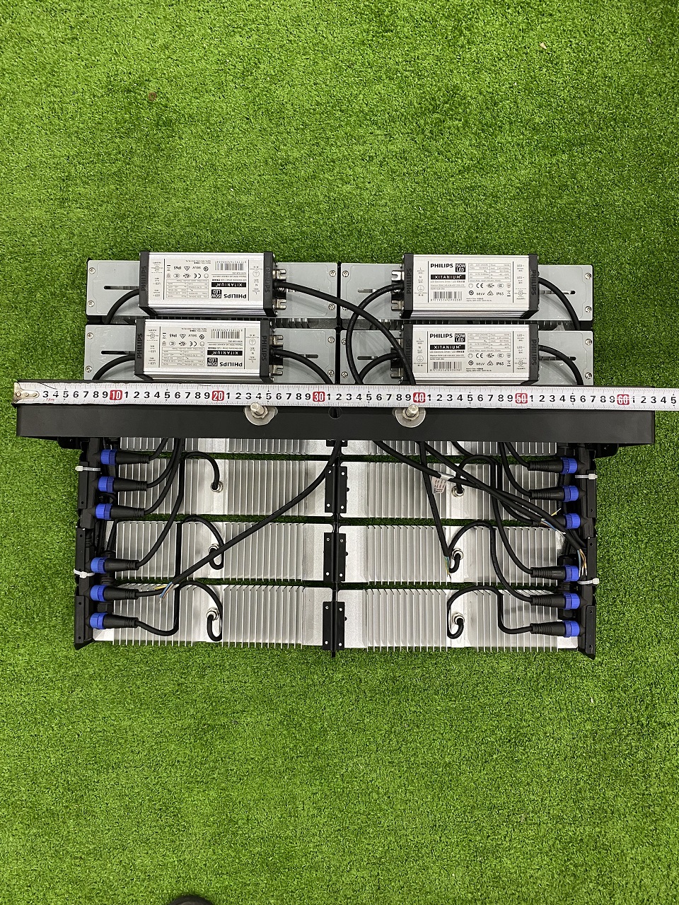 Đèn pha LED Philips chiếu sáng ngoài trời công suất 600W