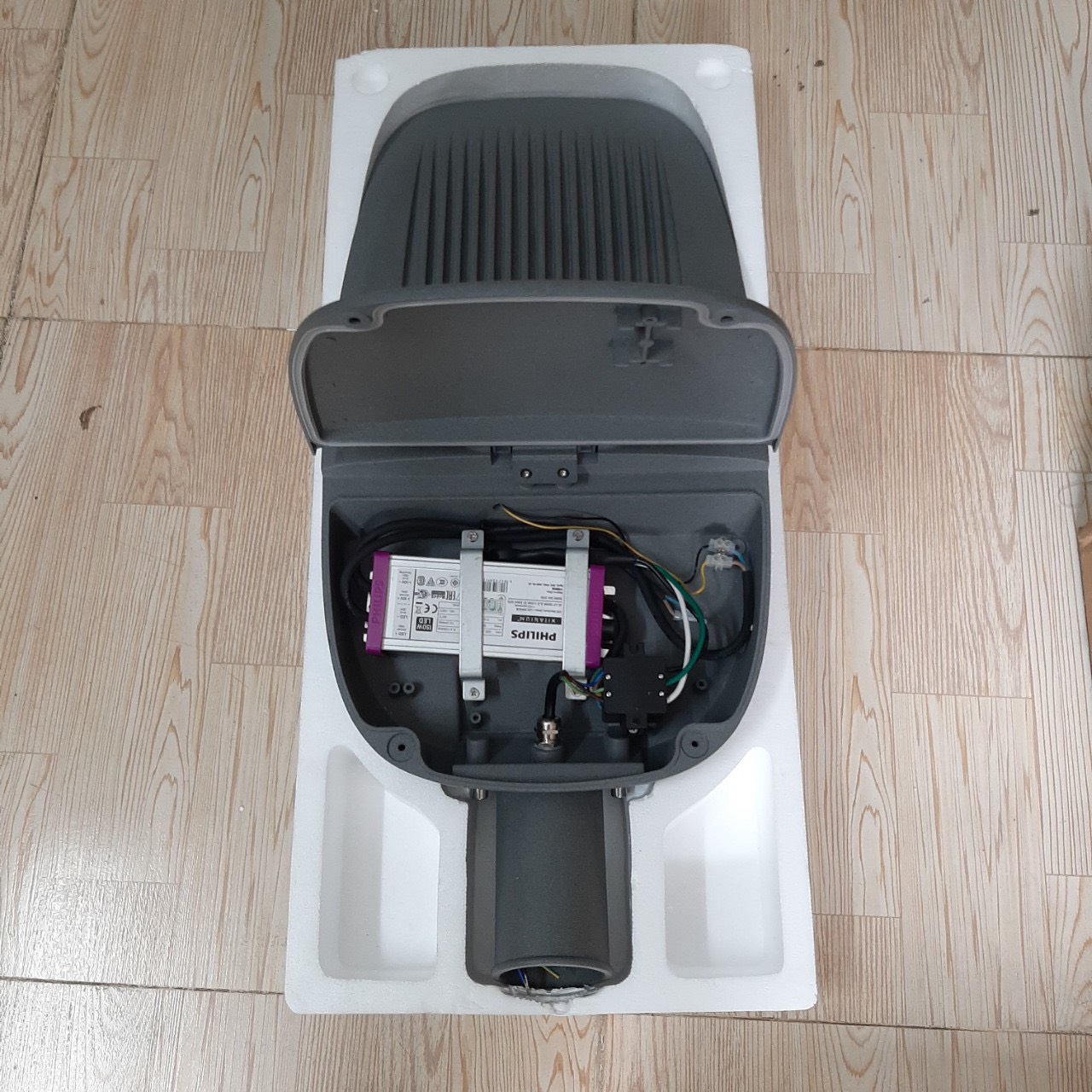 ĐÈN LED-TITAN MIDI 120W - Sản xuất theo đơn đặt hàng