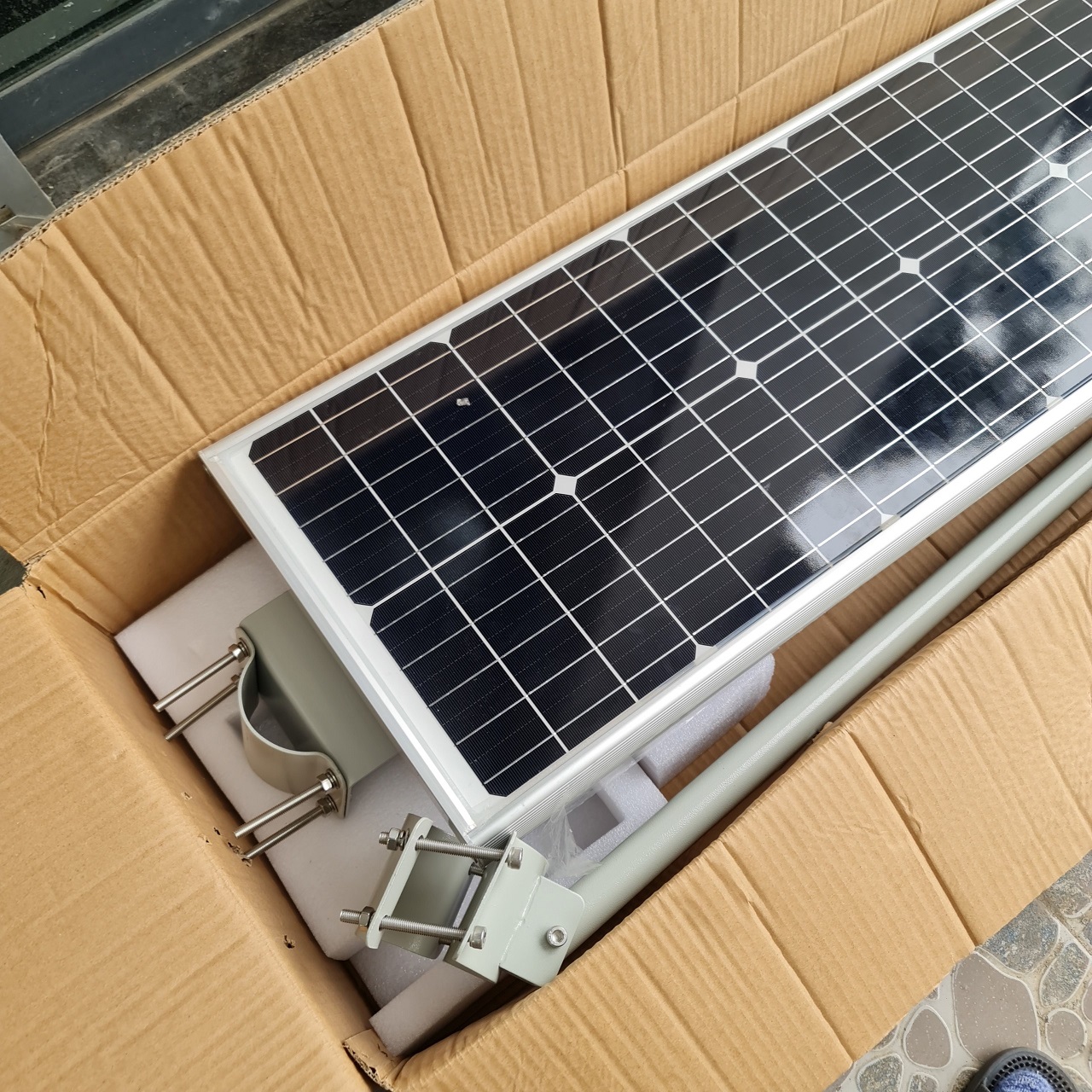 Đèn năng lượng mặt trời liền thể nhôm cao cấp 150w mã số ZLTN-150S ZALAA