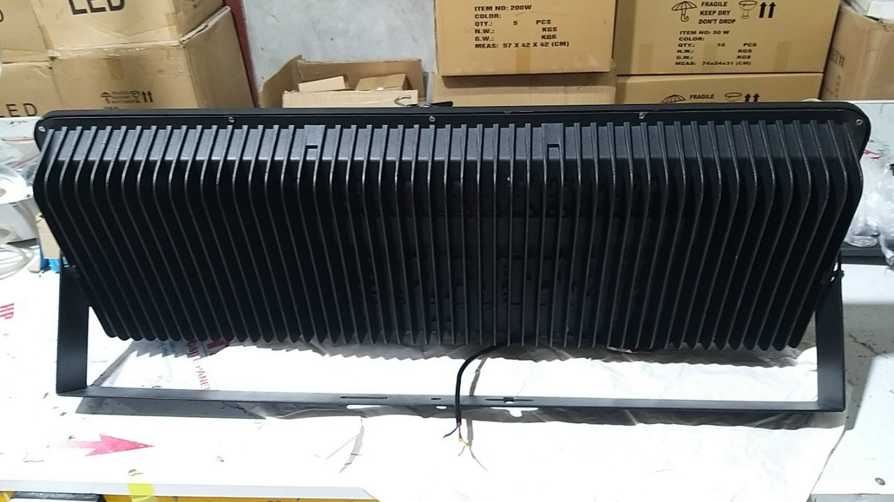 Đèn Pha LED Cốc 800W Mã sản phẩm ZFS800W ZALAA