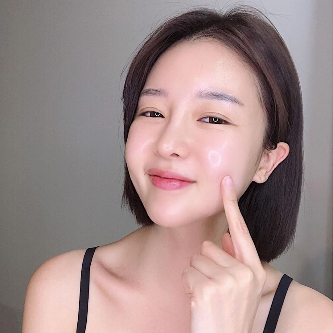 Làm thế nào để làm lỗ chân lông trông nhỏ hơn? Làm thế nào để làm lỗ chân lông trông nhỏ hơn?