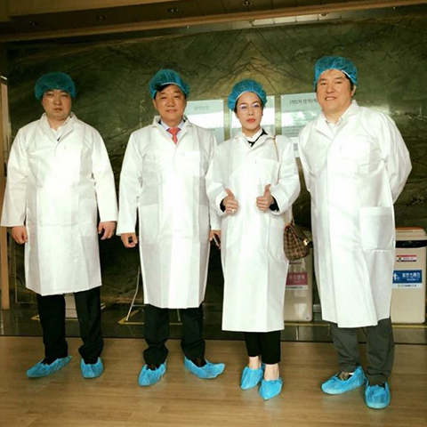 Nhật Kim Anh Thăm Nhà Máy Sản Xuất Laura SunShine Hàn Quốc Nhật Kim Anh Thăm Nhà Máy Sản Xuất Laura SunShine Hàn Quốc