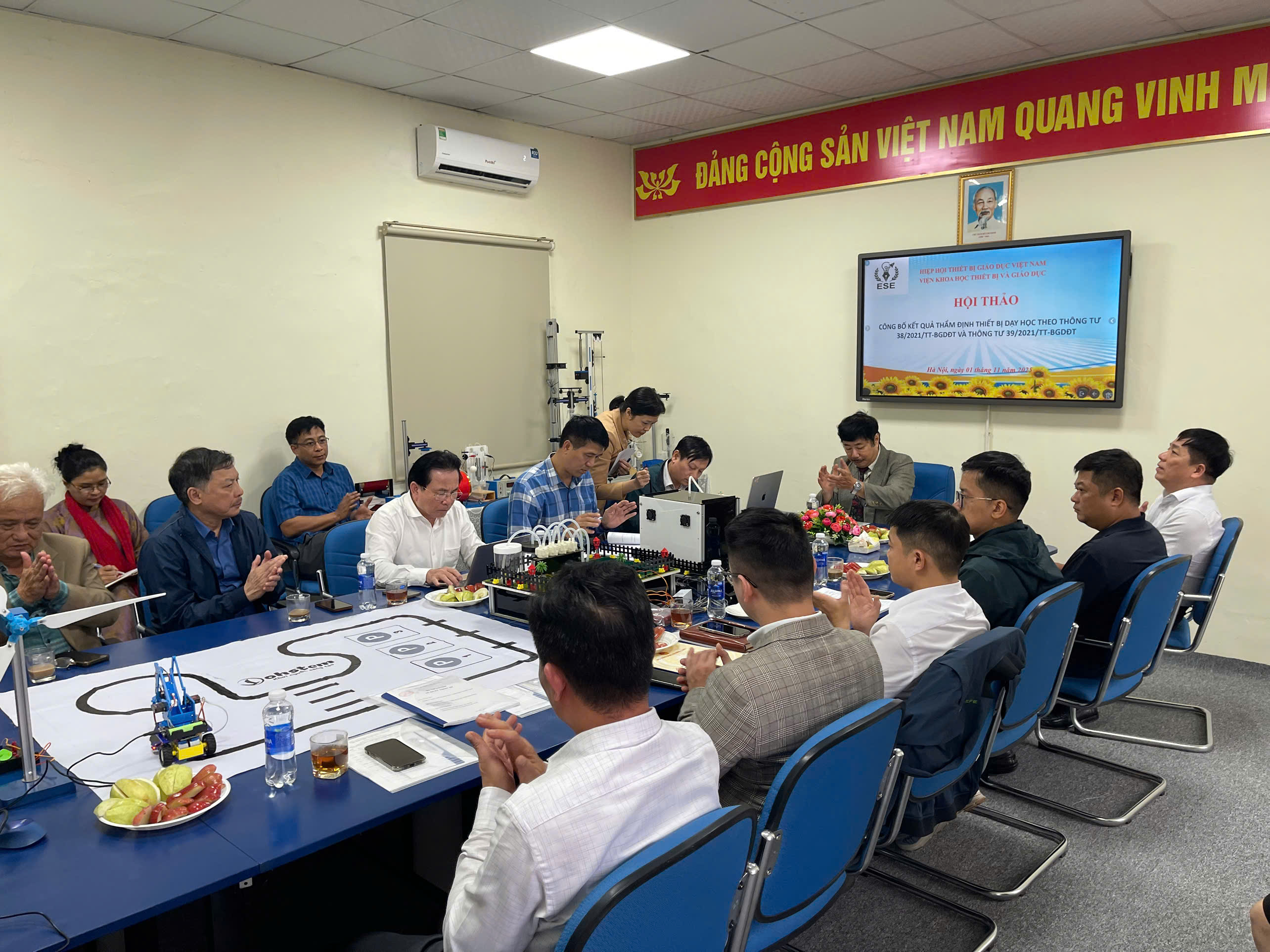 Hội thảo công bố kết quả thẩm định thiết bị dạy học theo thông tư 38/2021/TT-BGDĐT và thông tư 39/2021/TT-BGDĐT