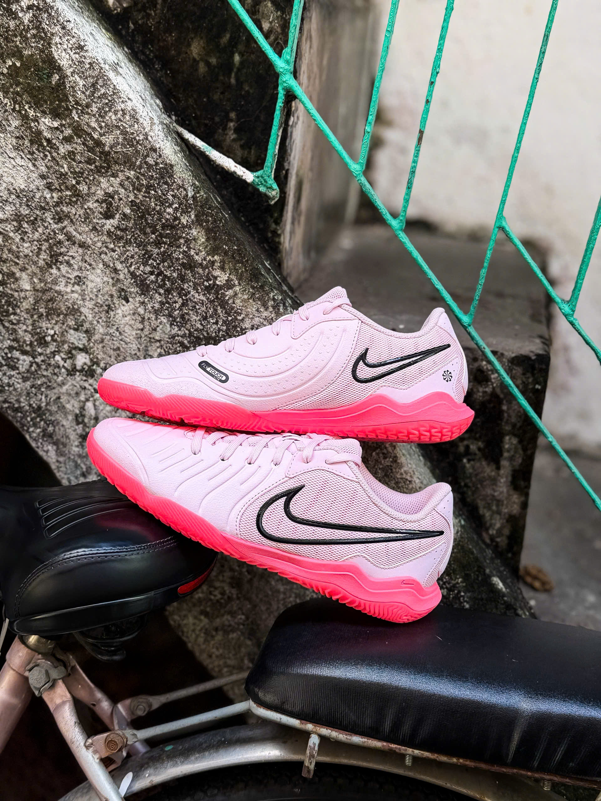 Nike Tiempo Legend 10 Academy IC