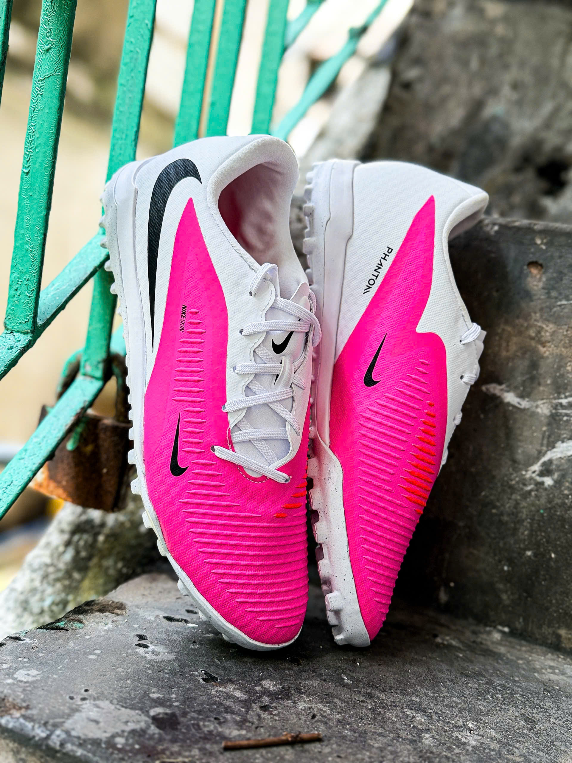 Nike Phantom 6 Low Academy TF T