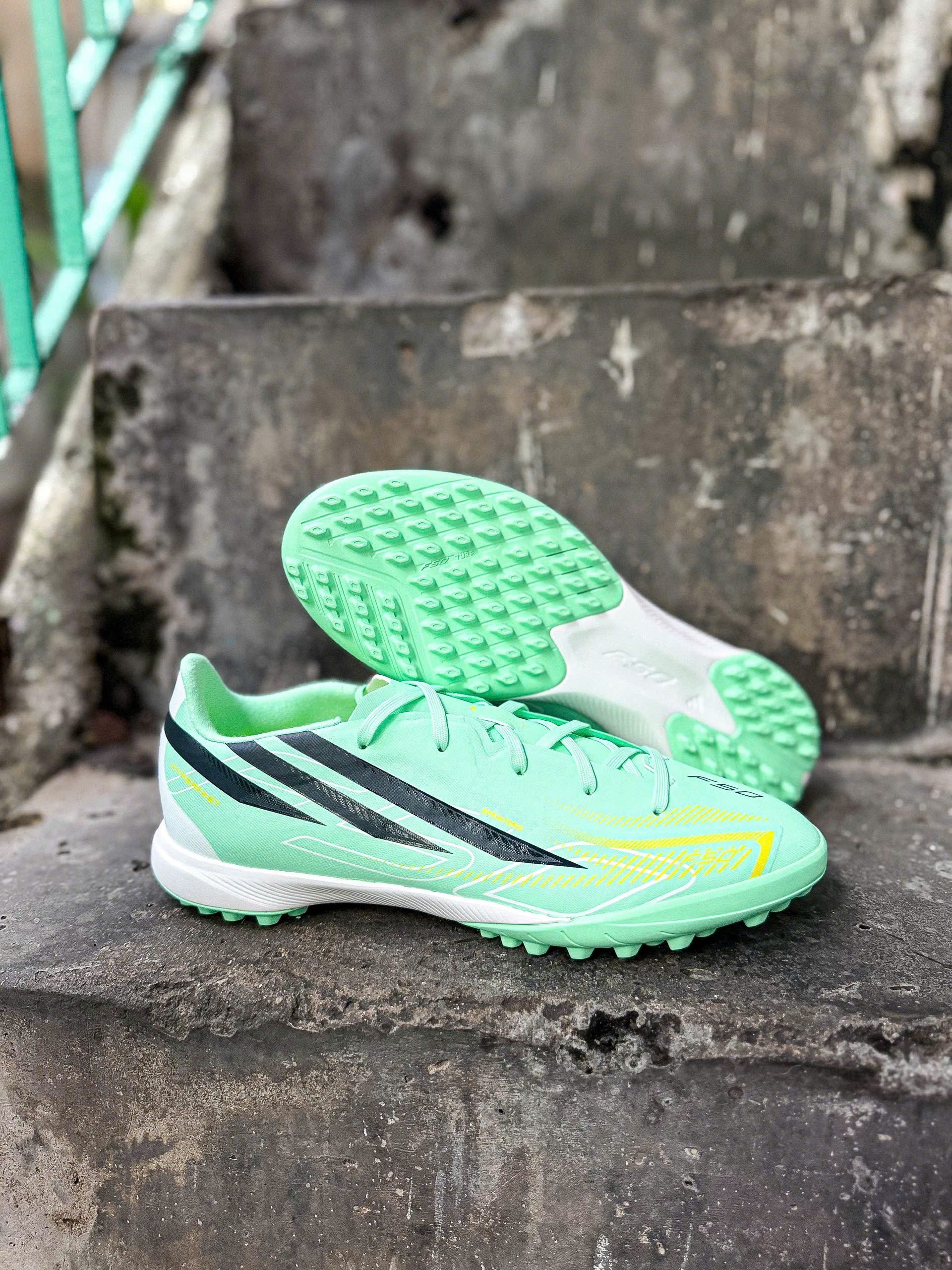 Adidas F50 Hyperfast League TF J